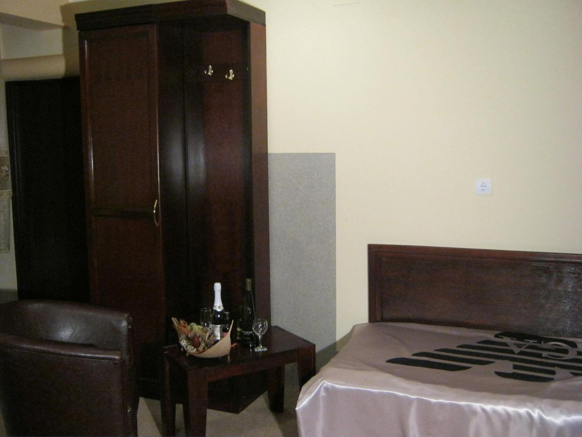 Hotel Vila Mitic Luxx Spa Centar Leskovac  Exterior photo